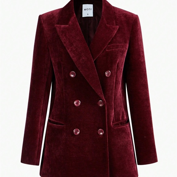 MOTF Double-Breasted Velvet Blazer in Deep Wine - Picture 4 of 8